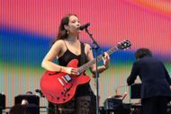 Laufey at 2025 Coachella Valley Music And Arts Festival (Image via Getty/Kevin Mazur for Coachella)